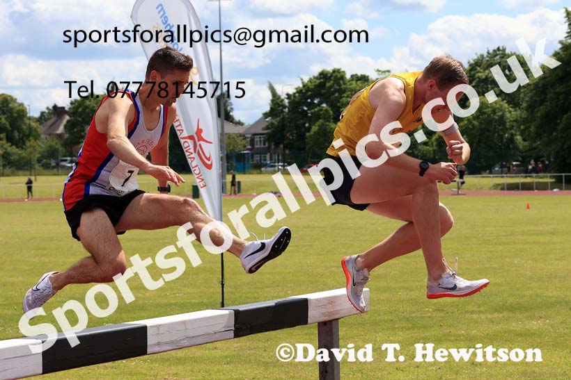 Senior Mens 3000 metres steeplechase, 2024 Northern Senior and Under-20s Track and Field Champs, Middlesbrough.  Photo: David T. Hewitson/Sports for All Pics